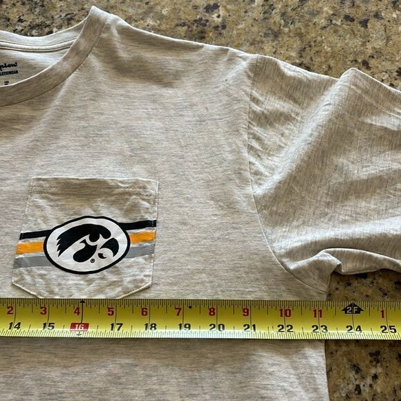 Champion‎ University of Iowa Hawkeyes Heather Gray T-shirt XL - Picture 9 of 9